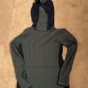 Duluth Trading size small blue